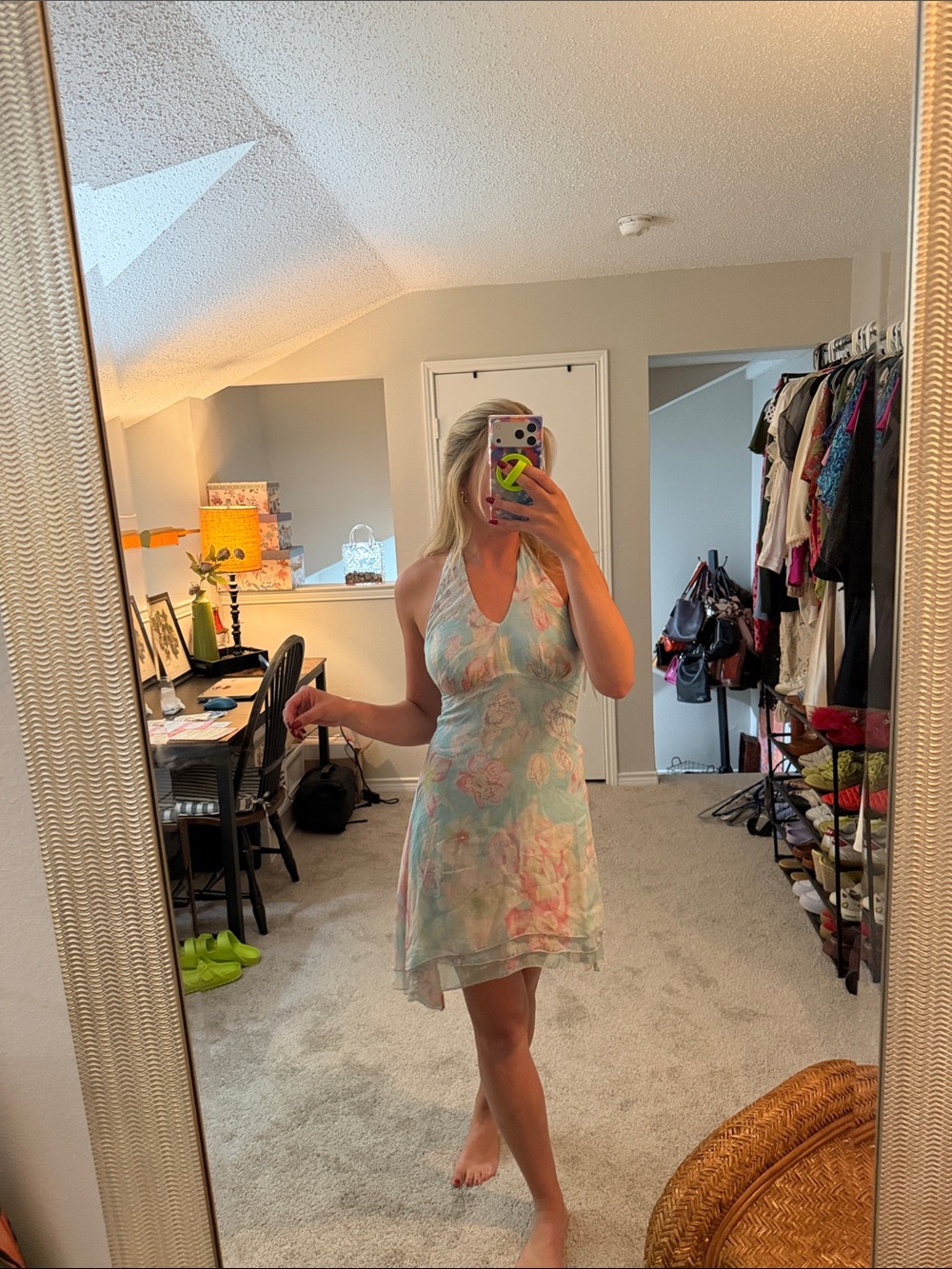 Gorgeous light dress